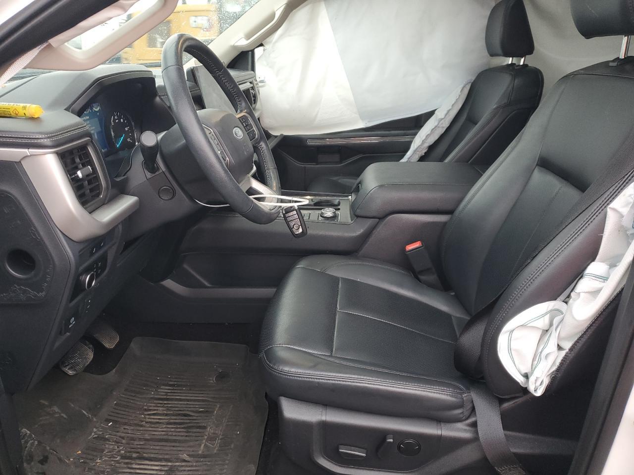 2023 FORD Expedition