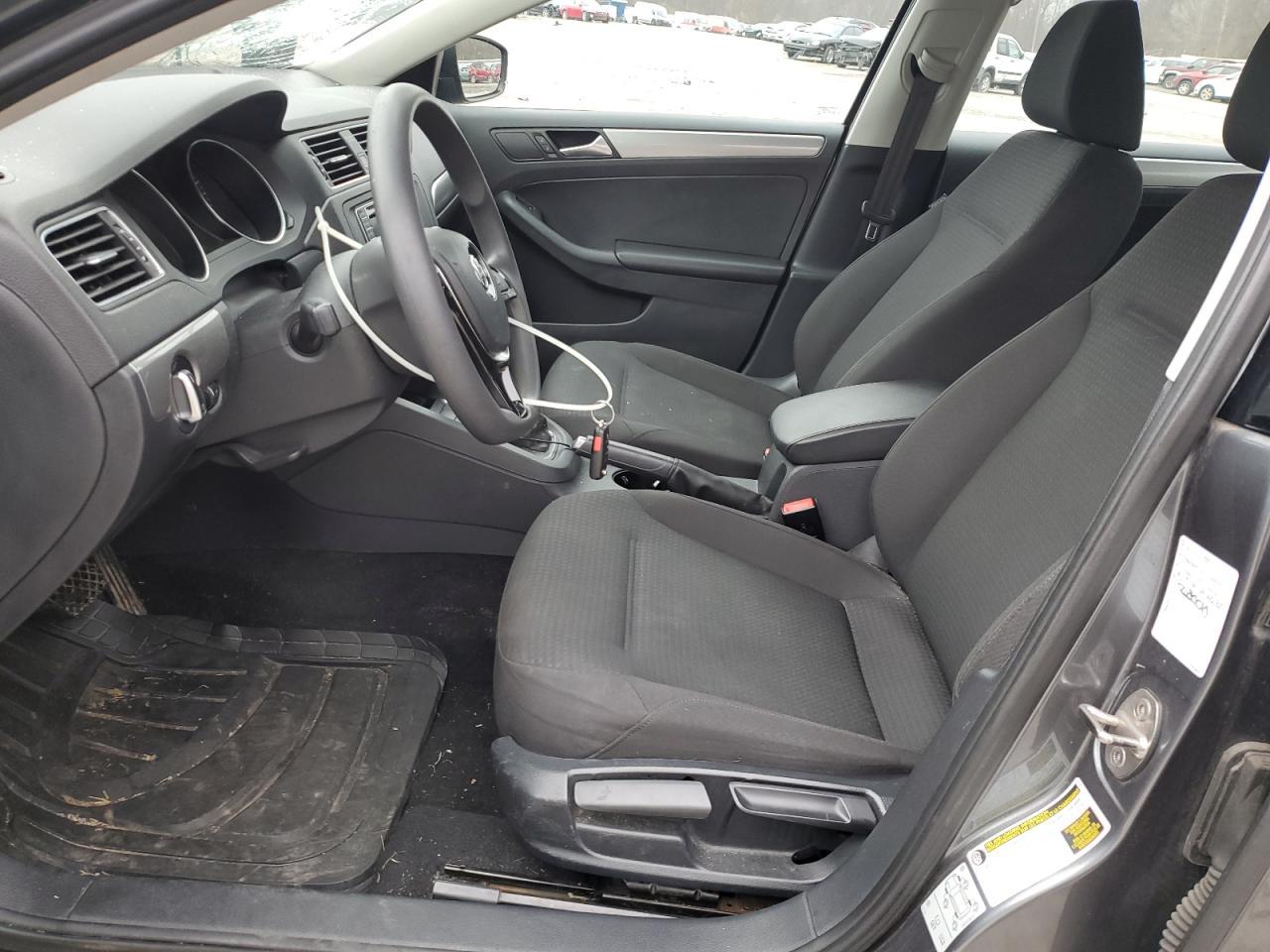 2016 VOLKSWAGEN JETTA