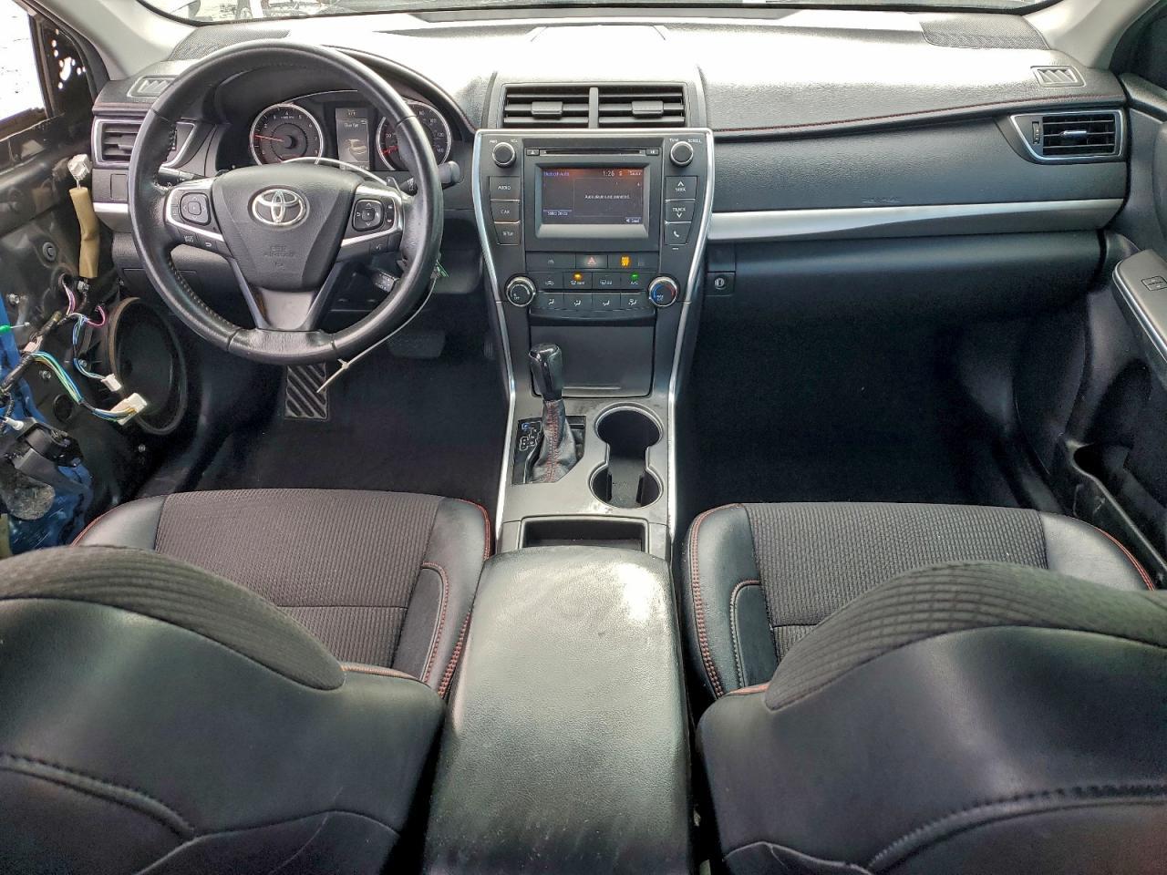 2017 TOYOTA CAMRY