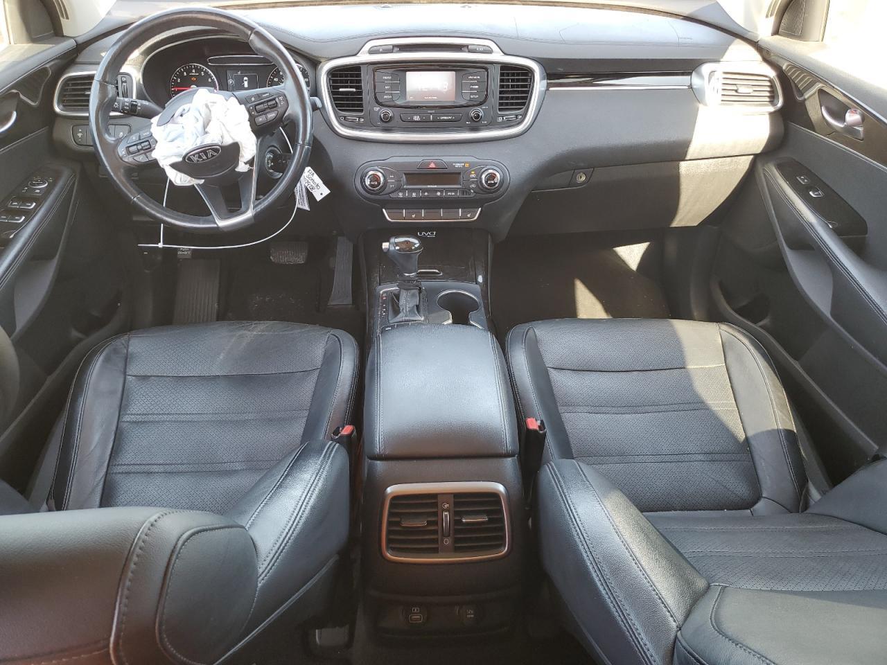 2016 KIA SORENTO
