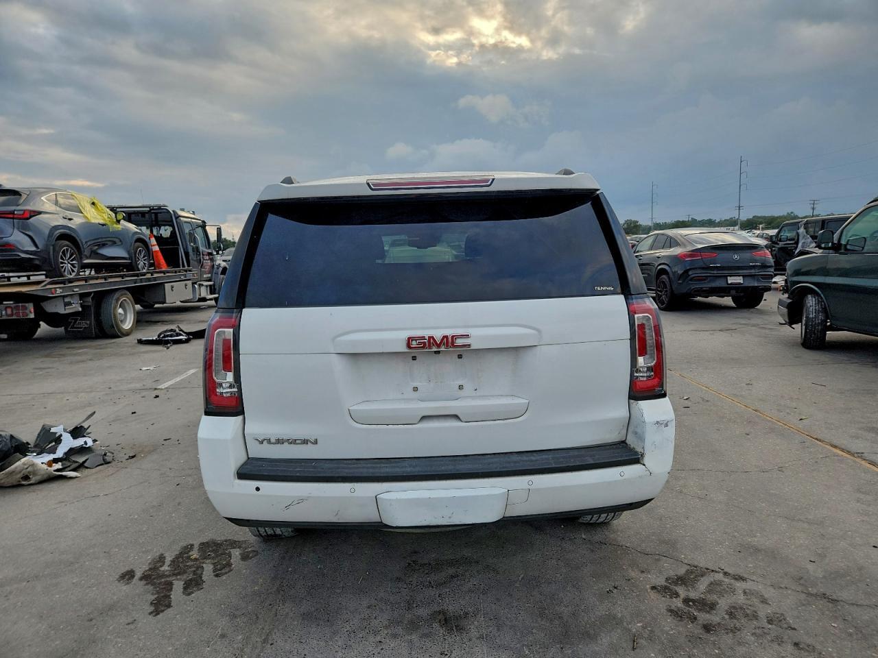 2016 GMC Yukon