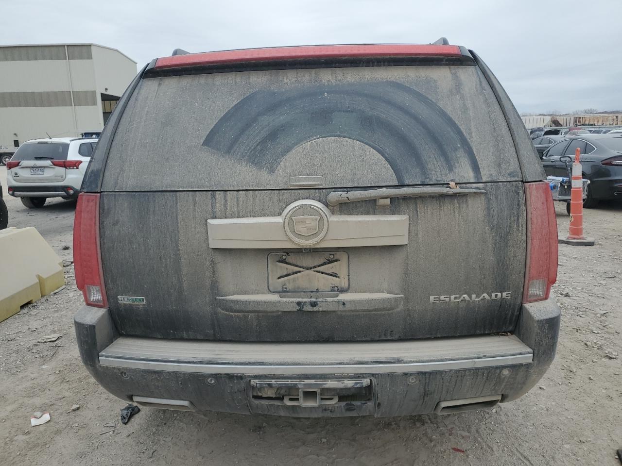 2012 CADILLAC ESCALADE