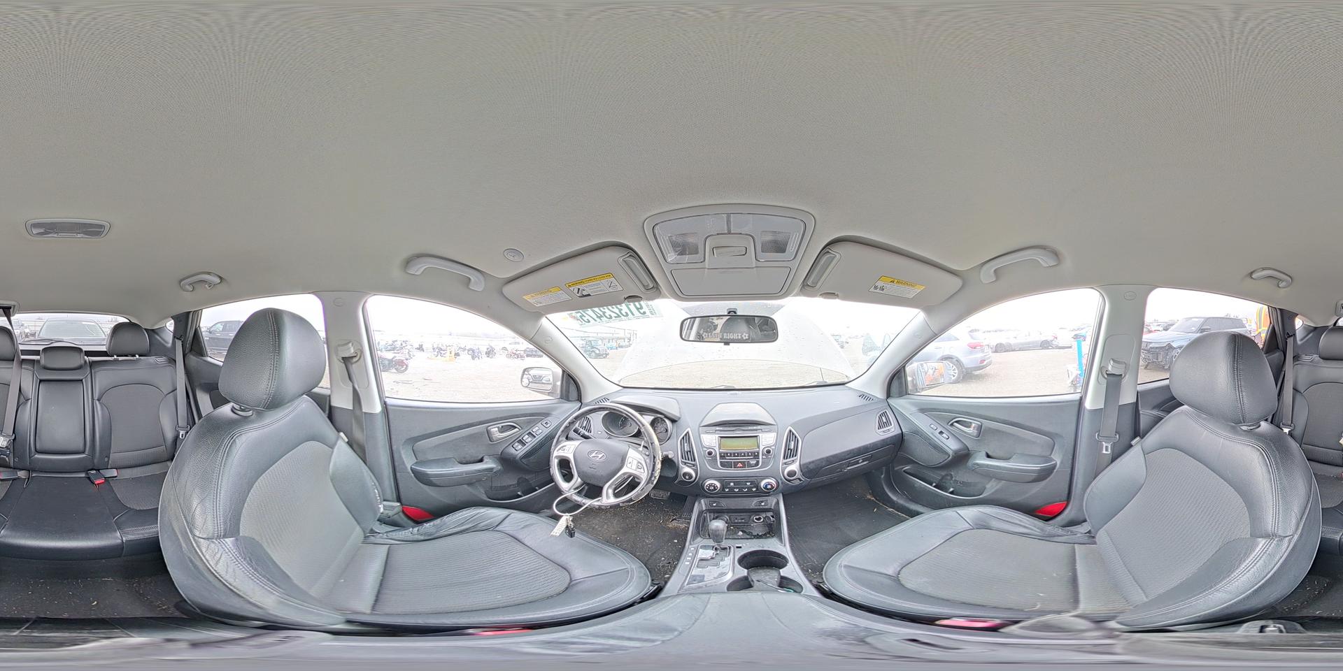 2011 HYUNDAI TUCSON