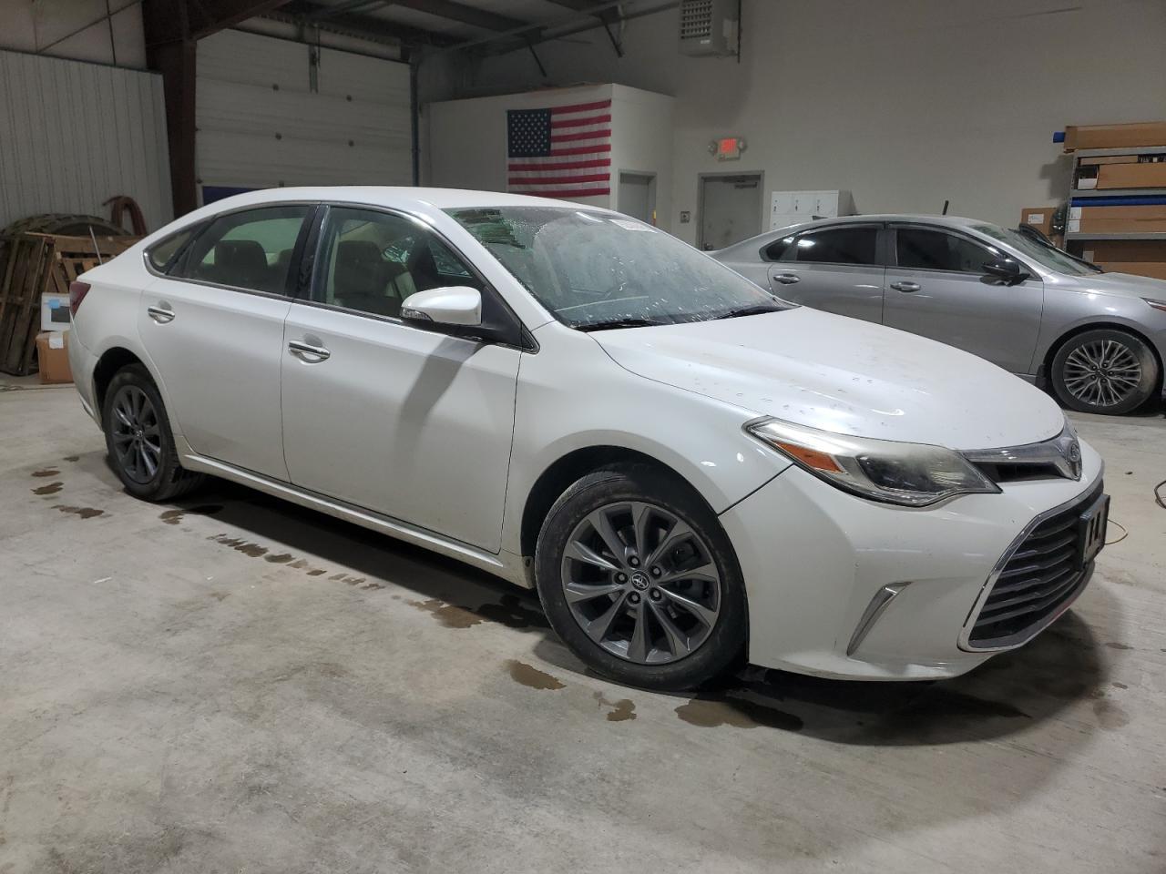 2016 TOYOTA Avalon