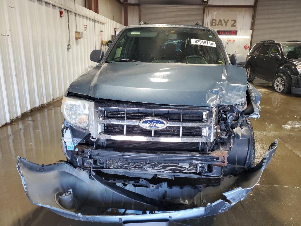 2010 FORD ESCAPE