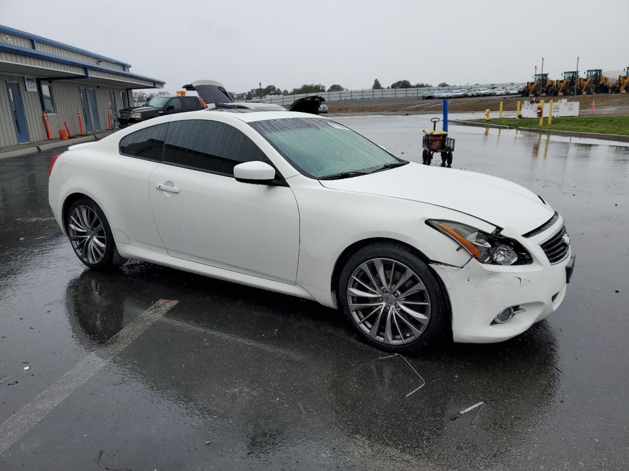 2012 INFINITI G37