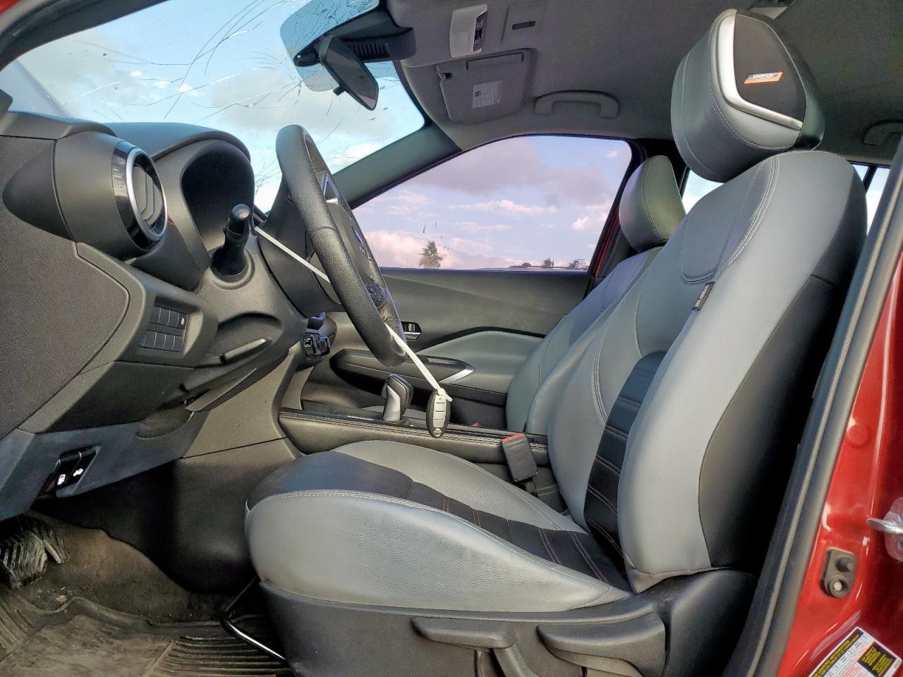 2021 NISSAN KICKS