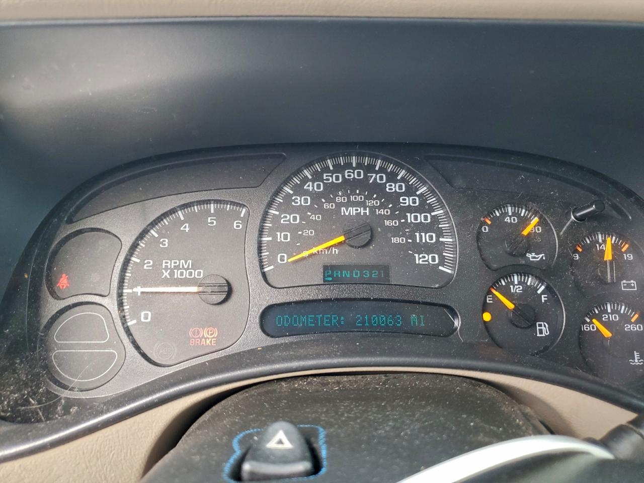 2004 CHEVROLET Suburban