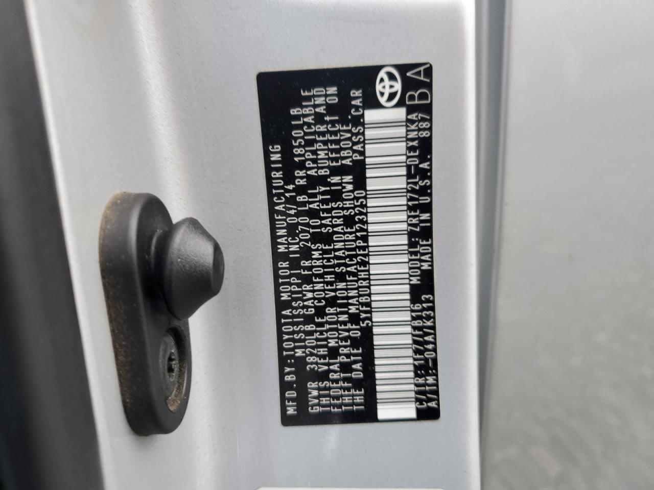 2014 TOYOTA COROLLA