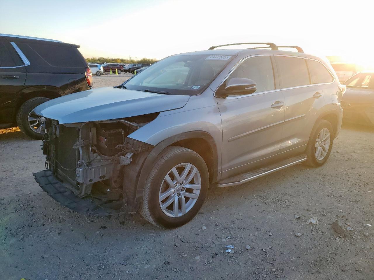 2015 TOYOTA HIGHLANDER