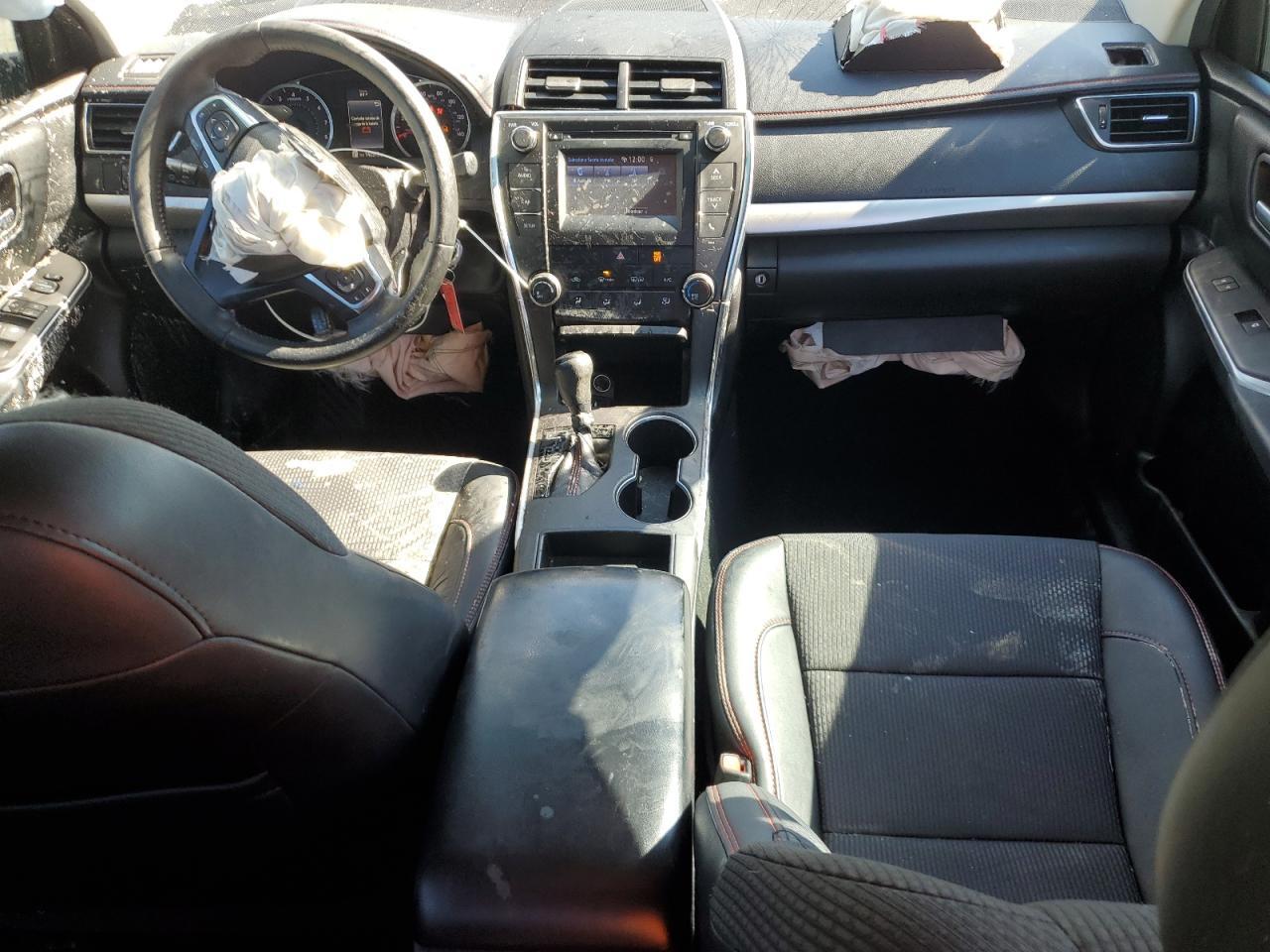 2016 TOYOTA CAMRY