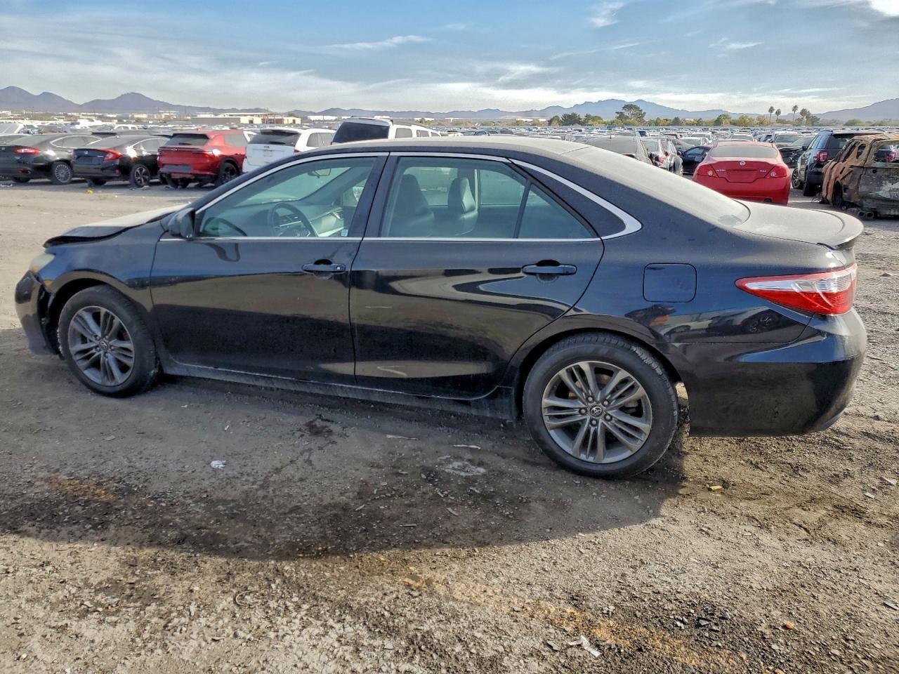 2016 TOYOTA CAMRY