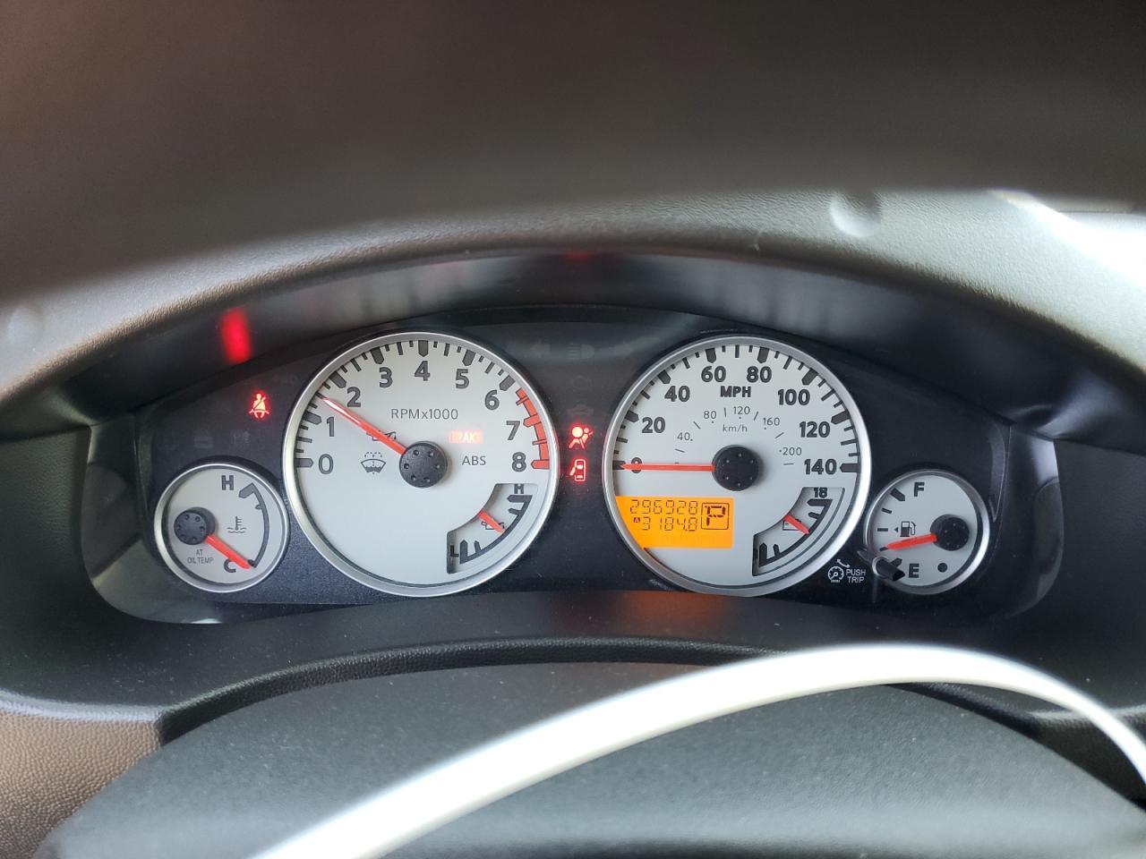 2012 NISSAN Frontier