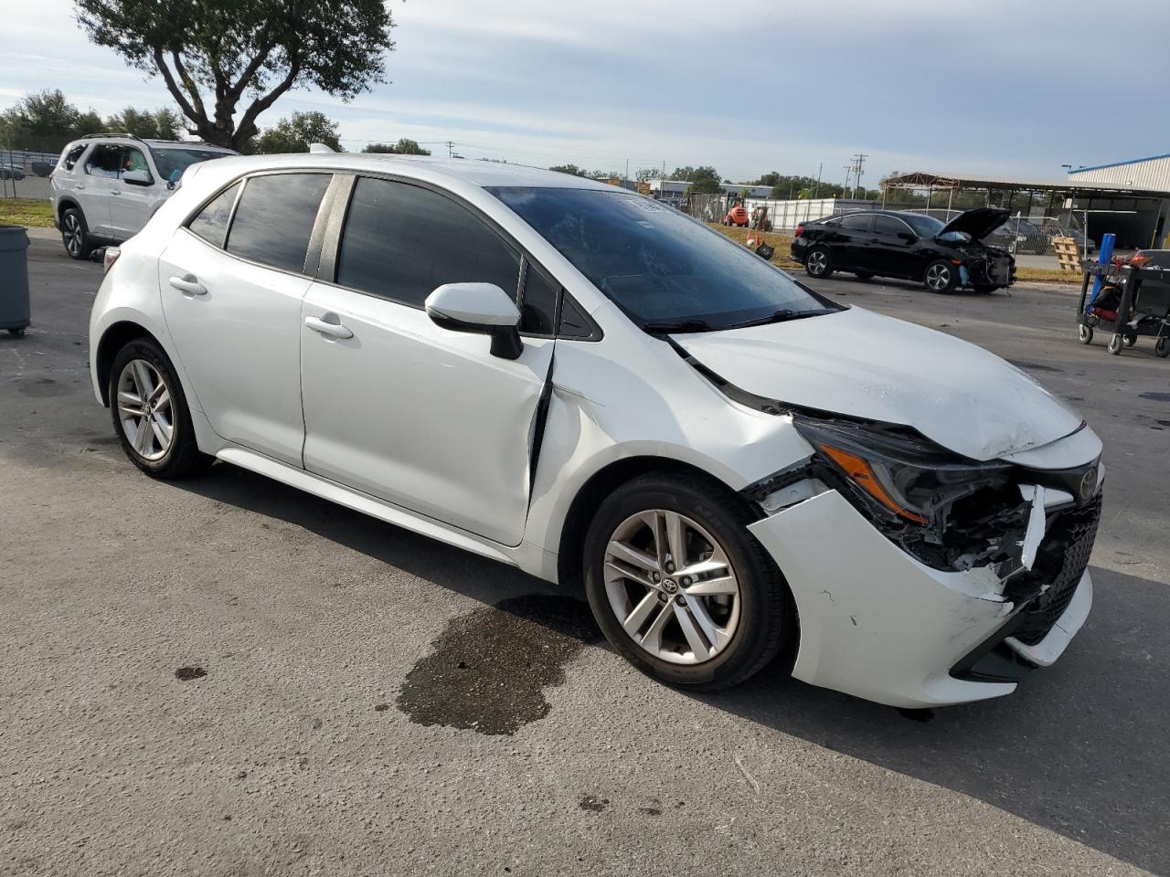 2021 TOYOTA COROLLA