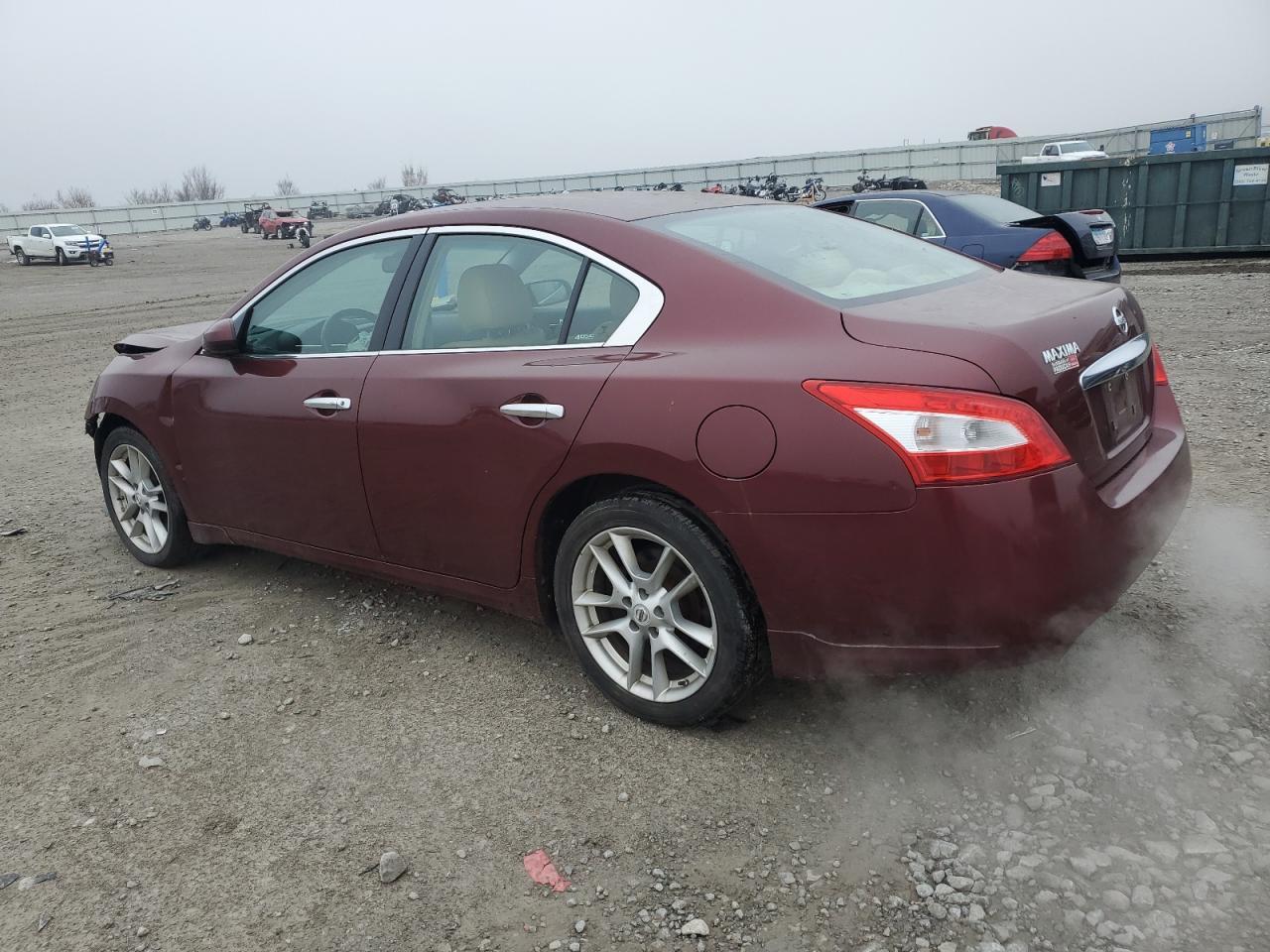2010 NISSAN Maxima