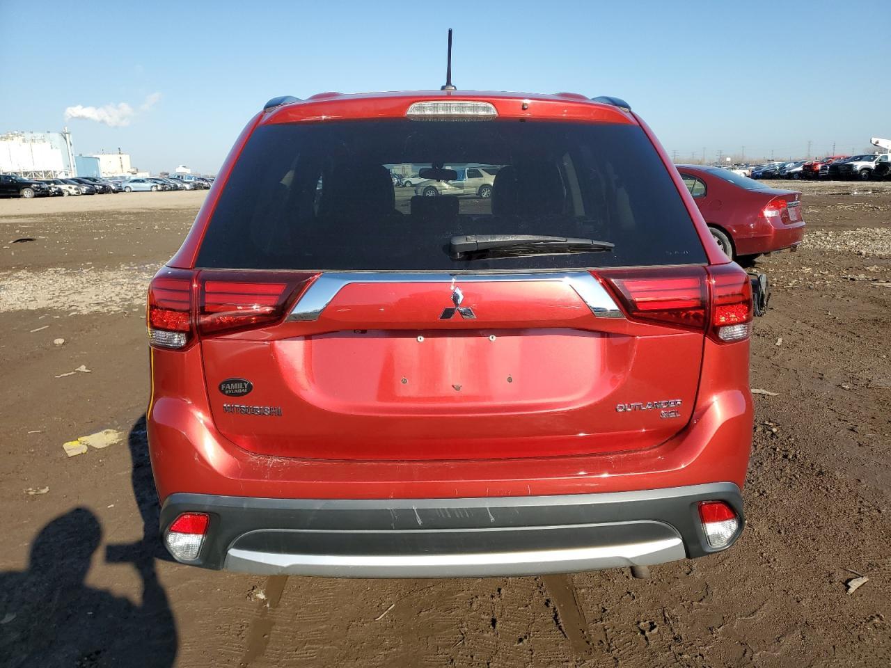 2016 MITSUBISHI outlander