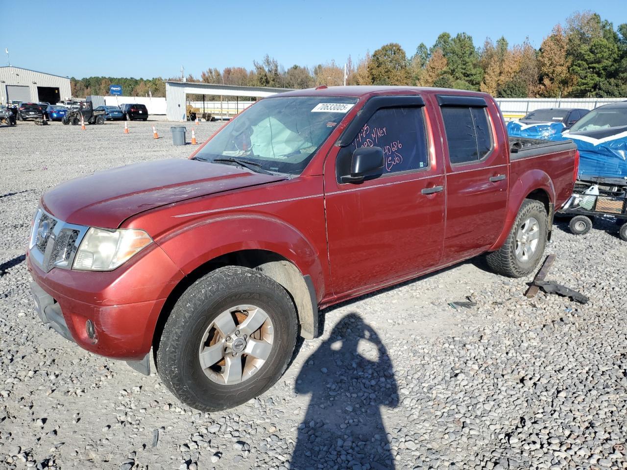 2012 NISSAN Frontier