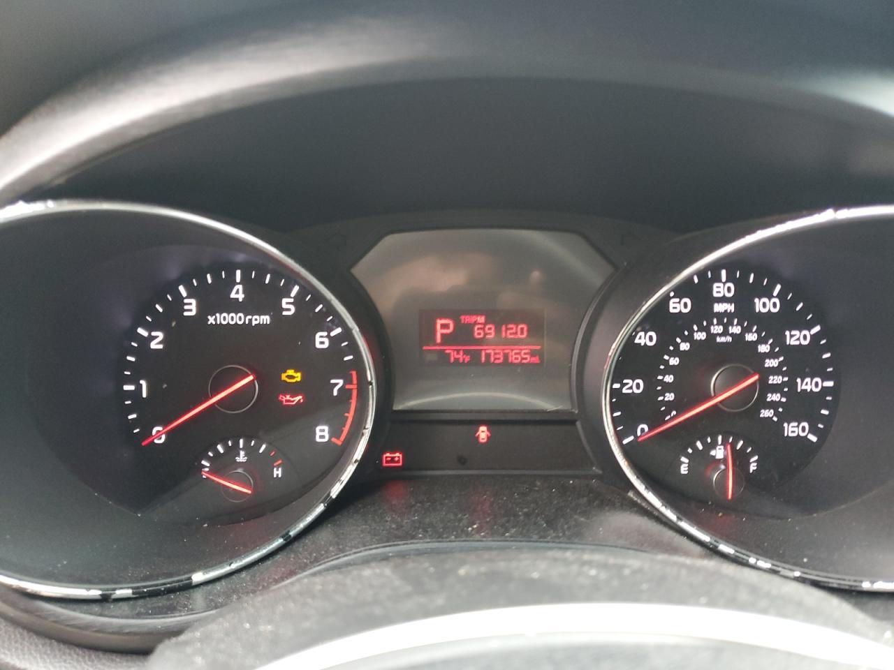 2016 KIA SEDONA