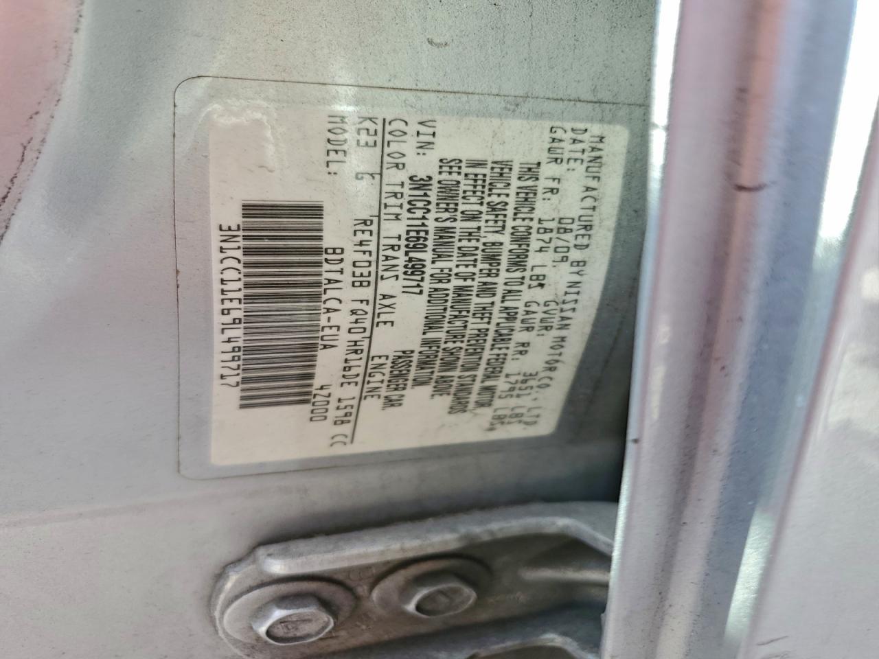 2009 NISSAN VERSA