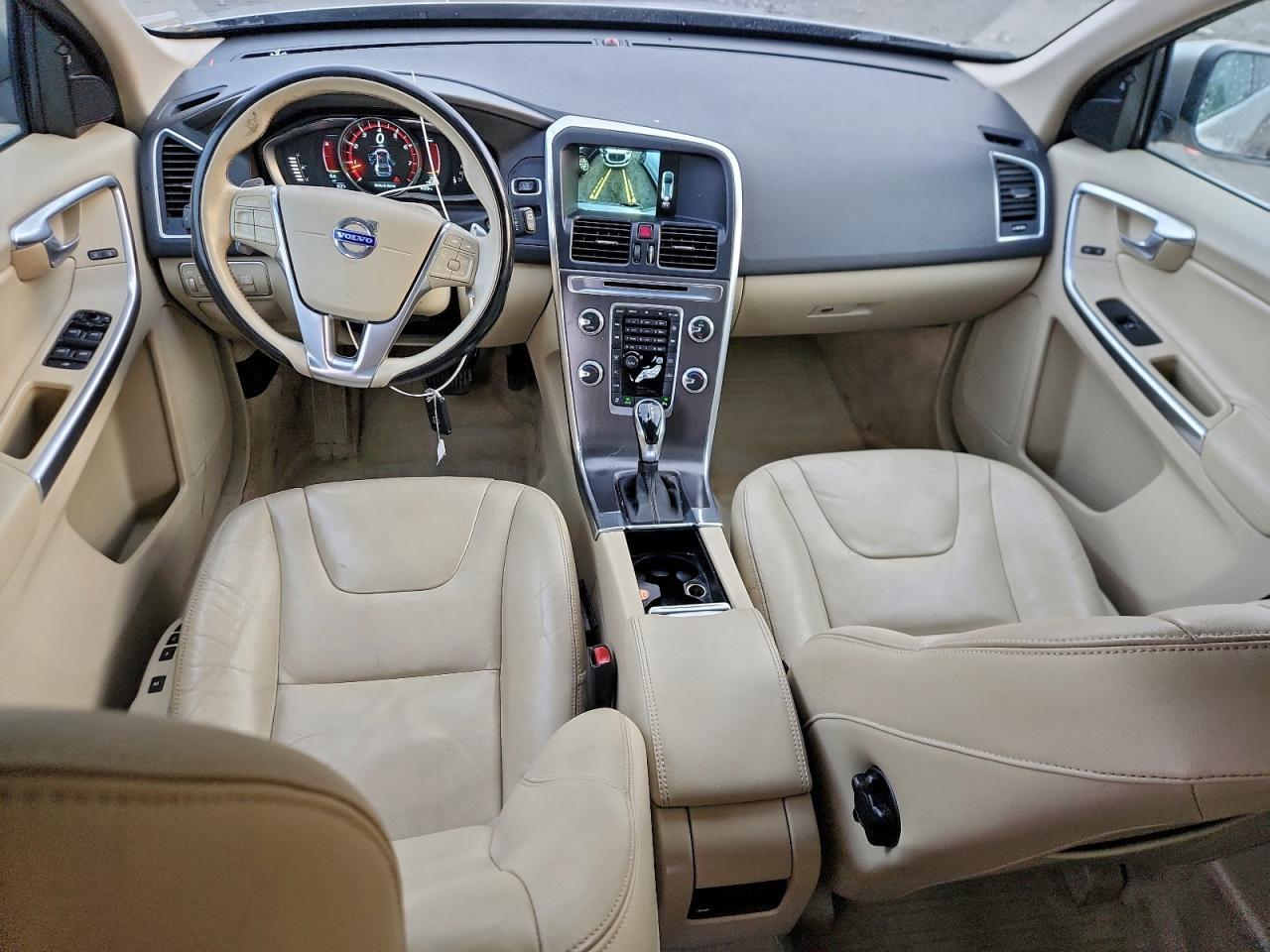 2015 VOLVO XC60
