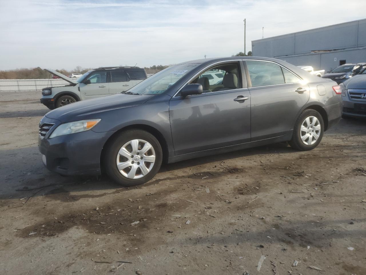 2010 TOYOTA CAMRY