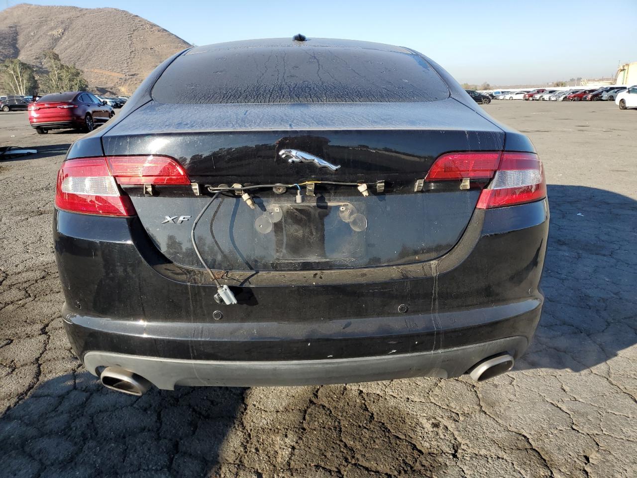 2010 JAGUAR XF