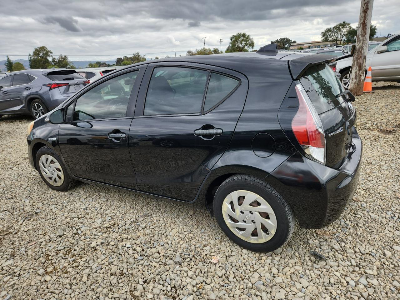 2016 TOYOTA Prius c