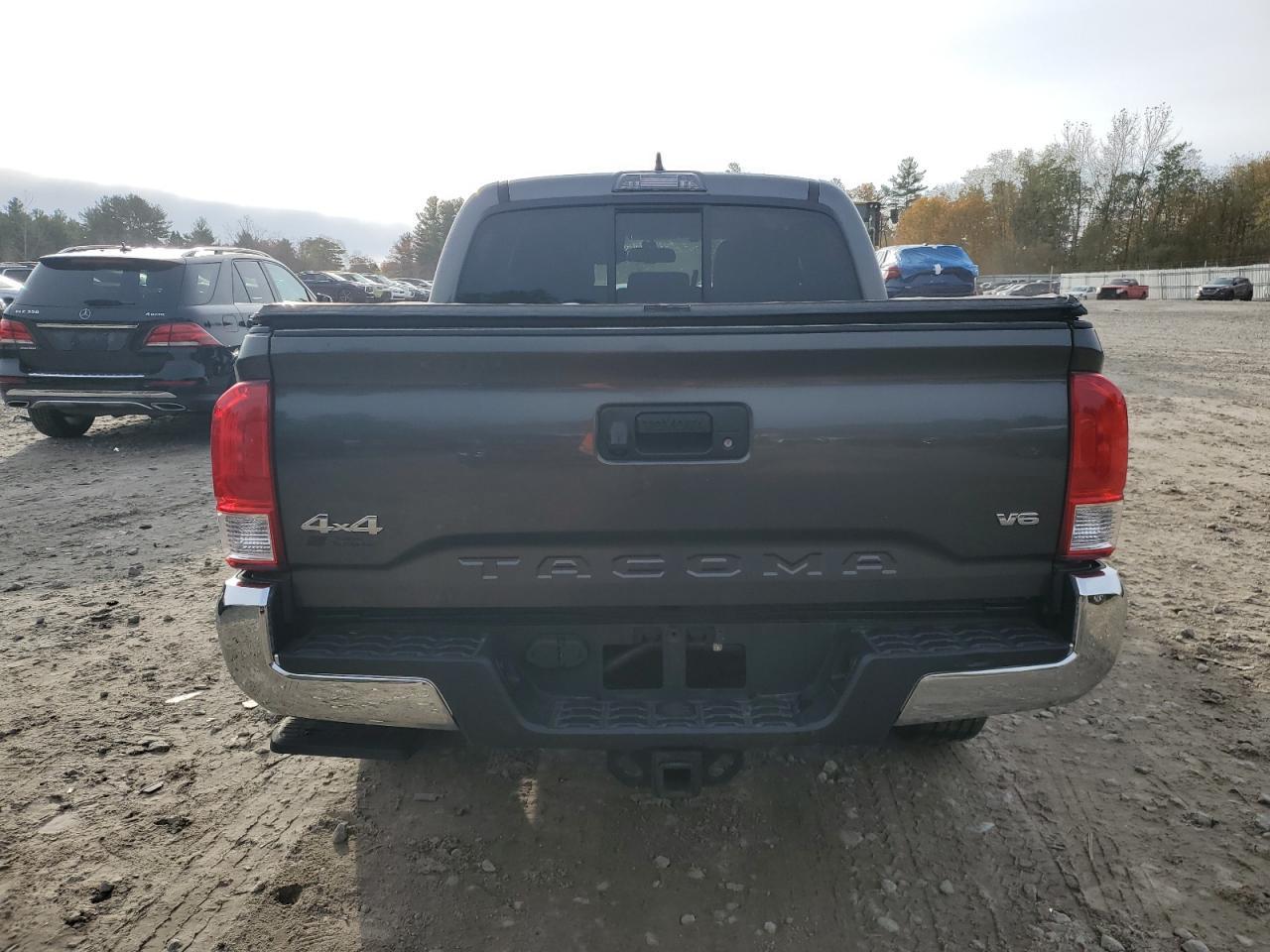 2016 TOYOTA TACOMA