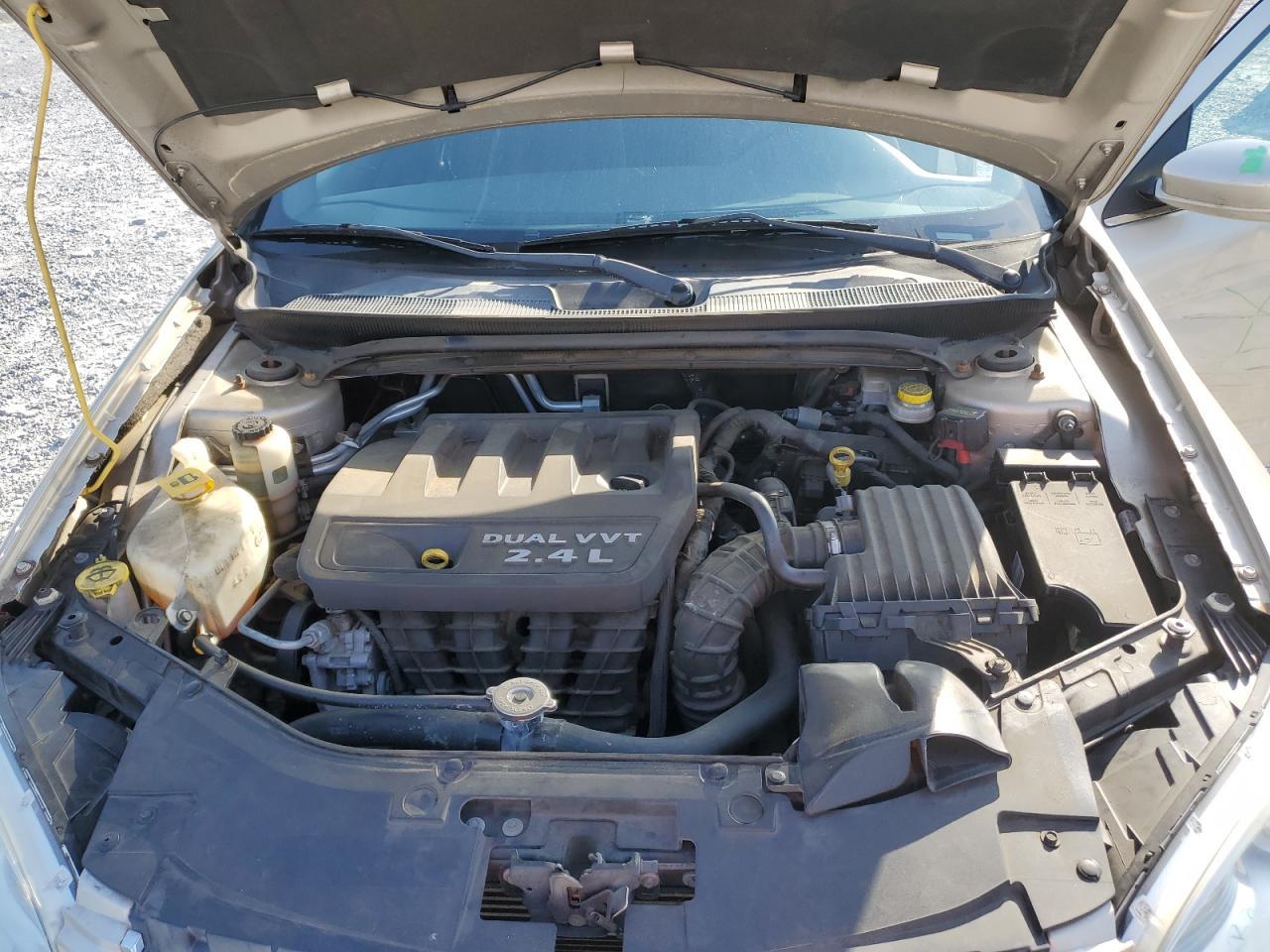 2013 CHRYSLER 200