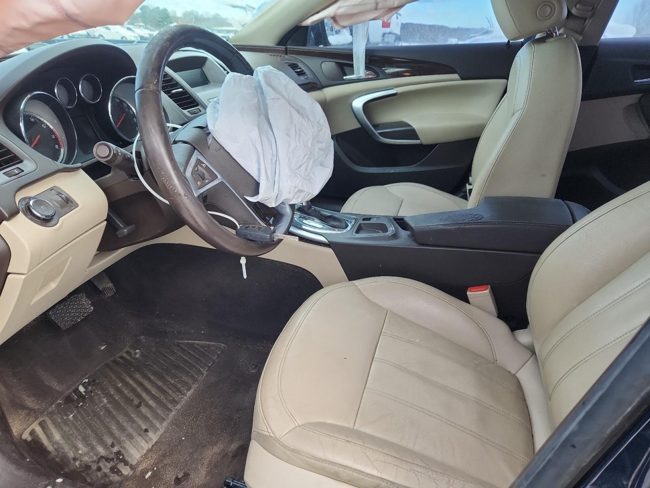 2011 BUICK Regal