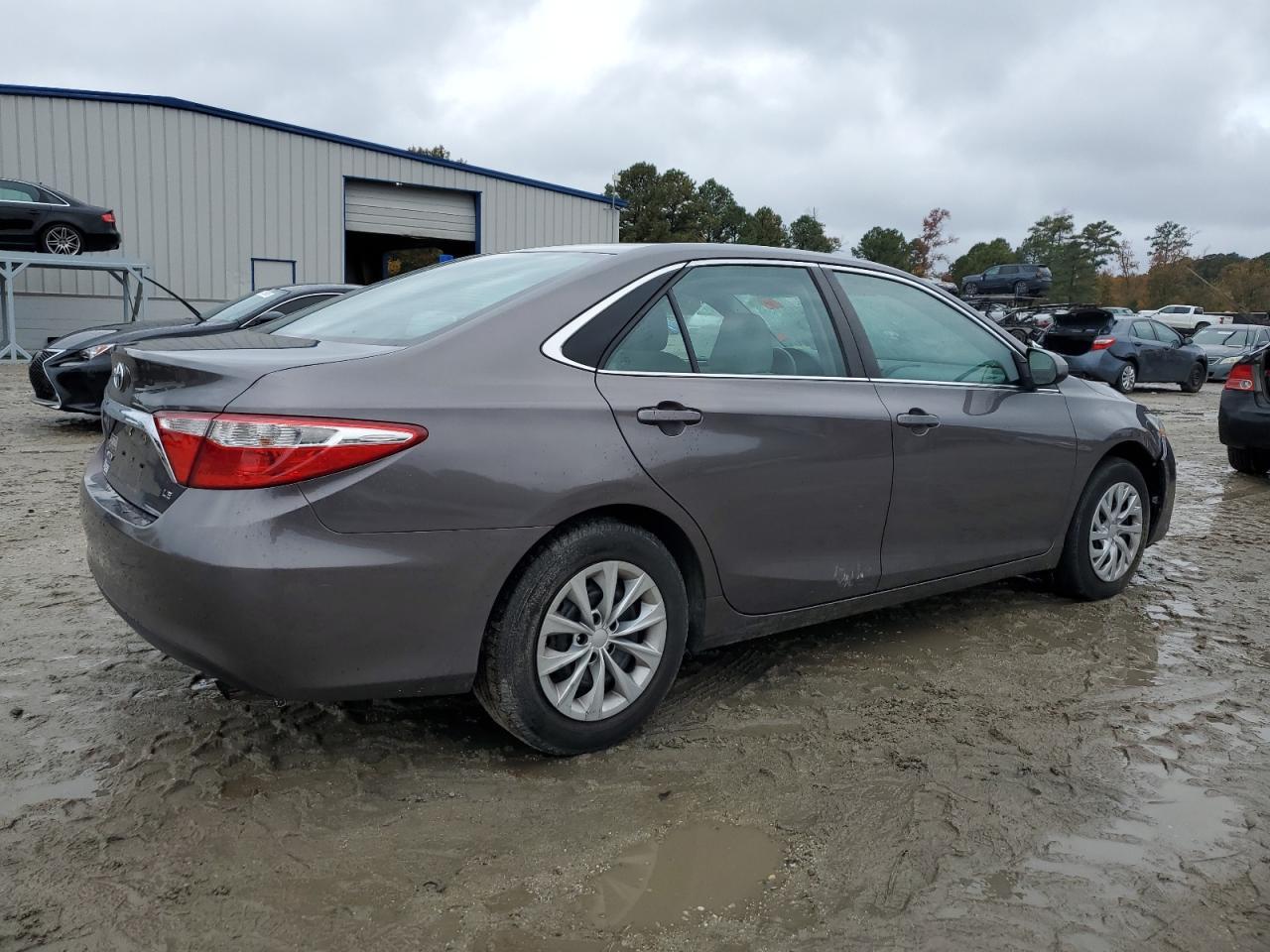 2017 TOYOTA CAMRY