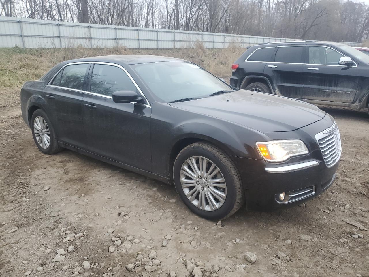 2013 CHRYSLER 300