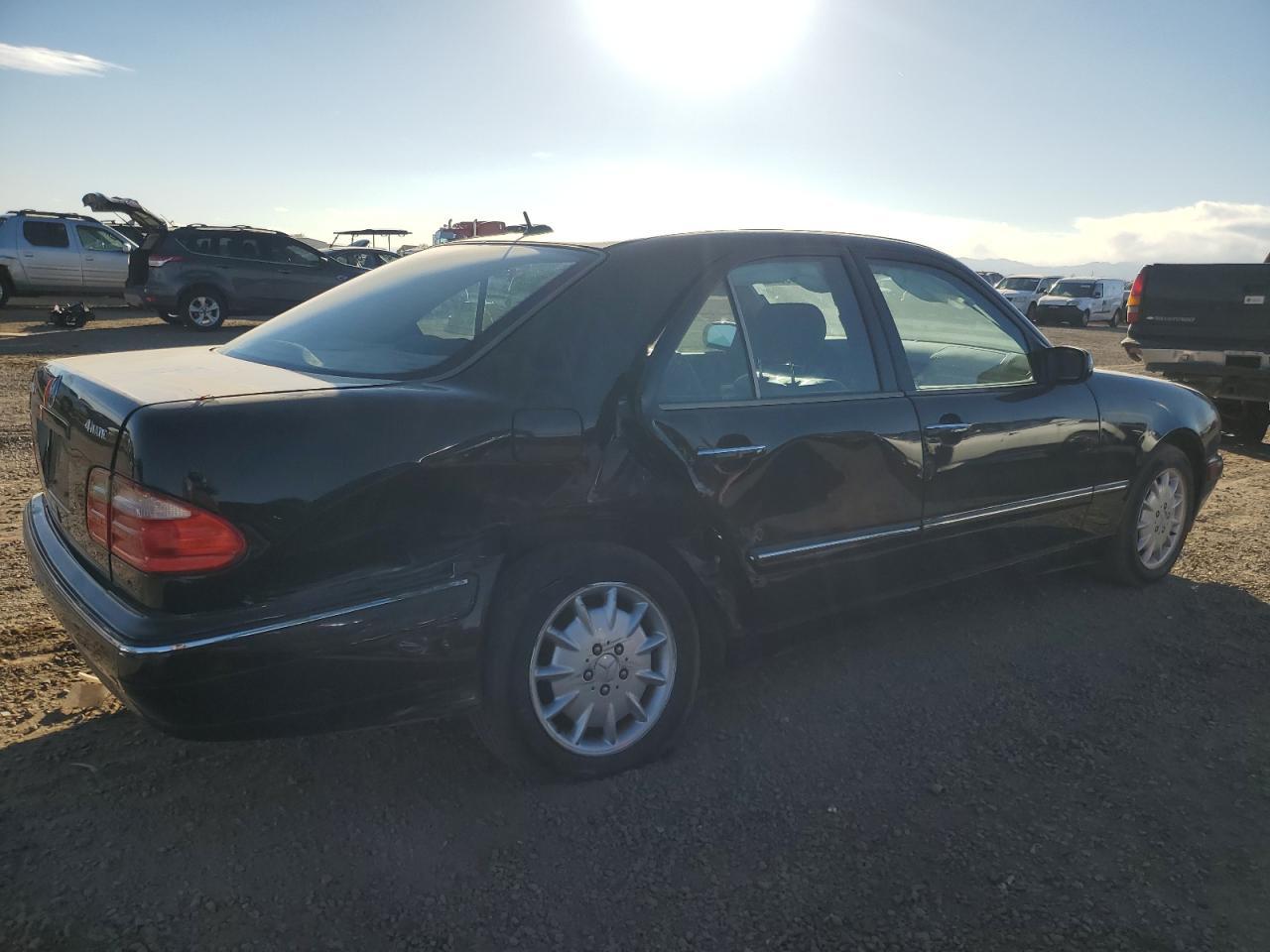 2001 MERCEDES-BENZ E-Class