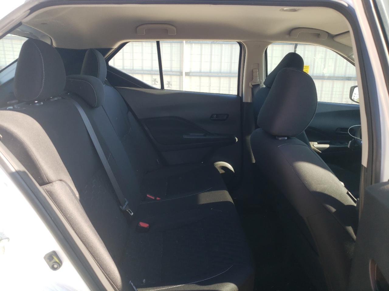 2021 NISSAN KICKS