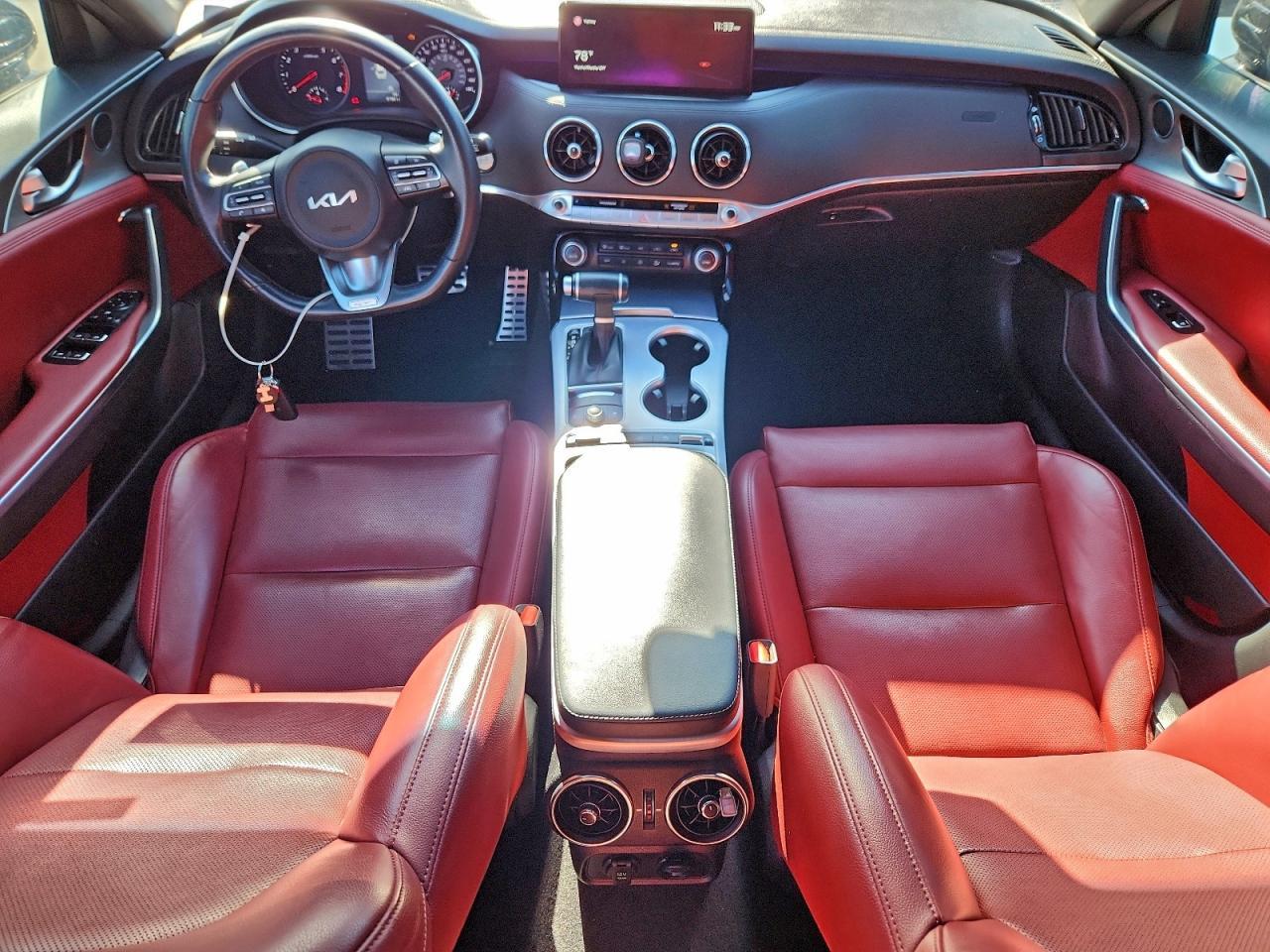 2022 KIA Stinger