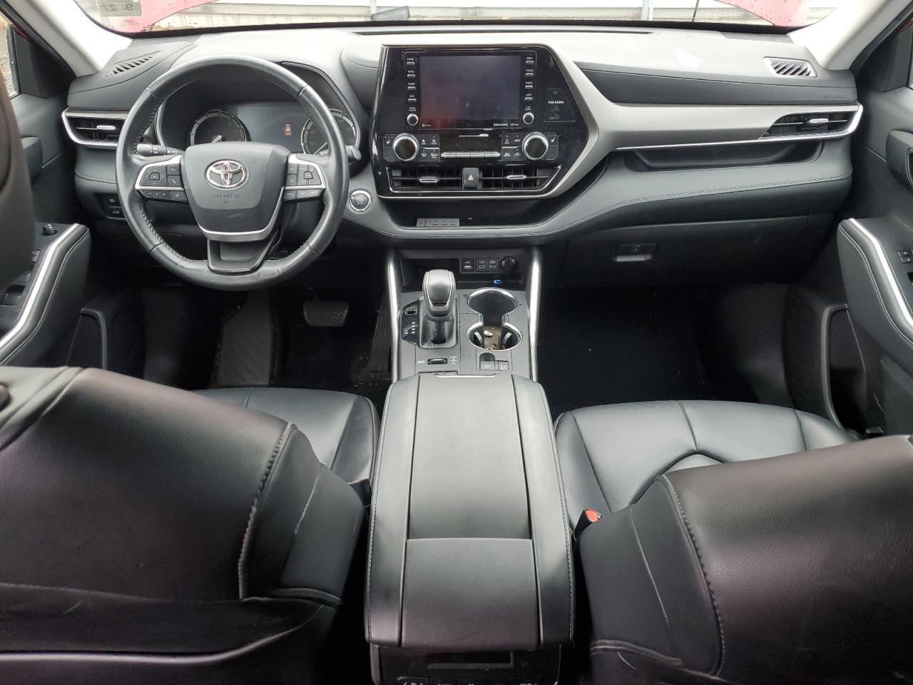 2022 TOYOTA HIGHLANDER
