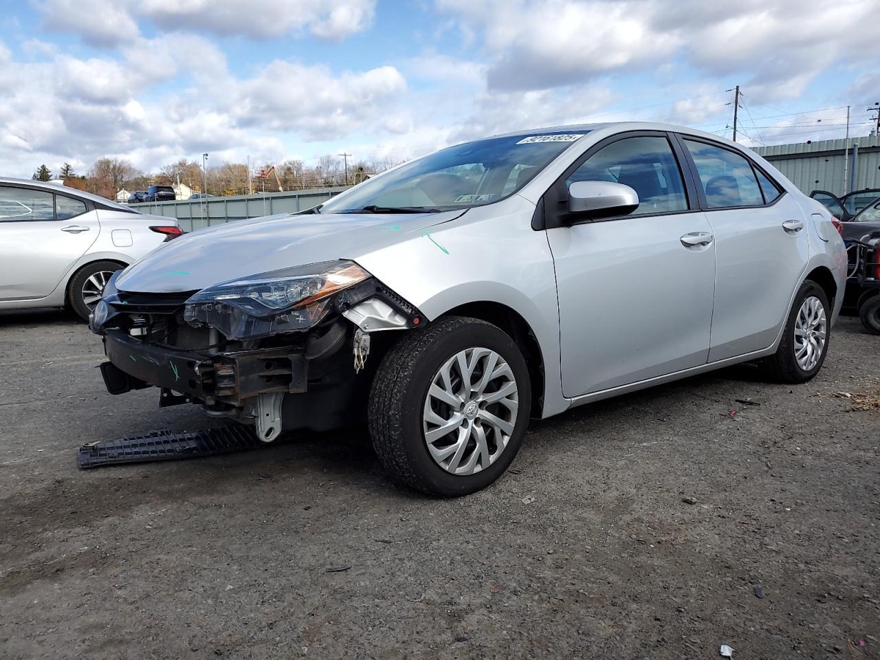 2019 TOYOTA COROLLA