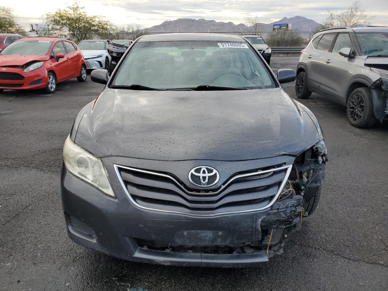 2010 TOYOTA CAMRY
