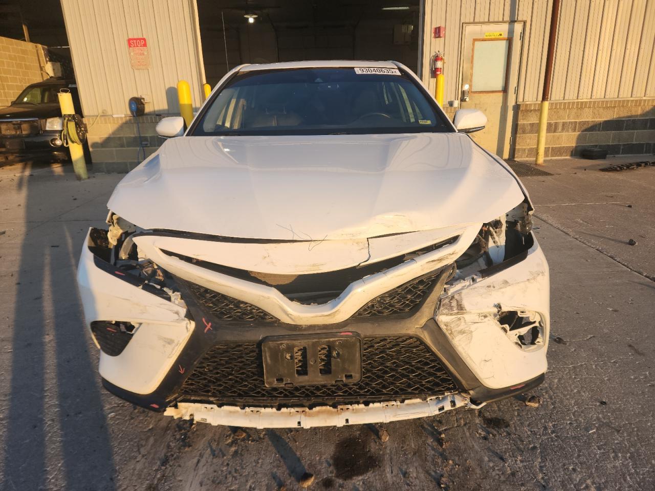 2019 TOYOTA CAMRY
