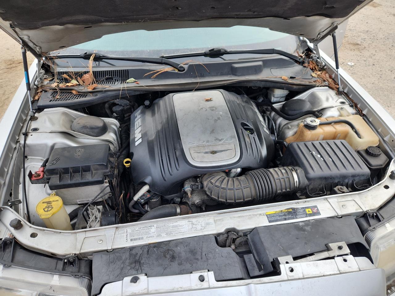 2005 CHRYSLER 300