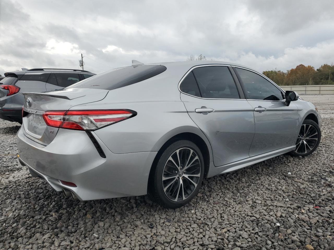 2019 TOYOTA CAMRY