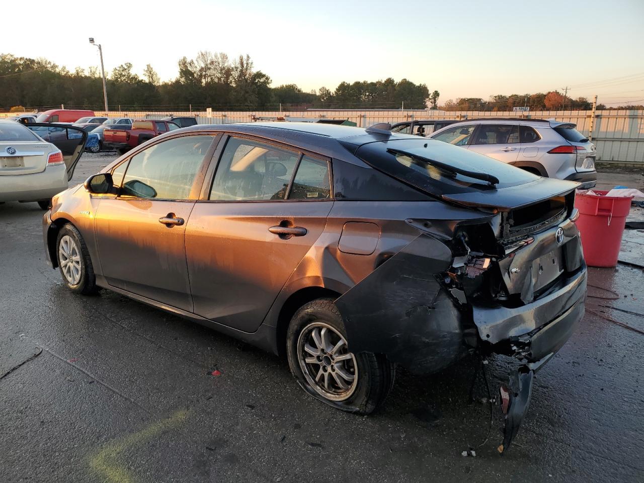 2022 TOYOTA PRIUS