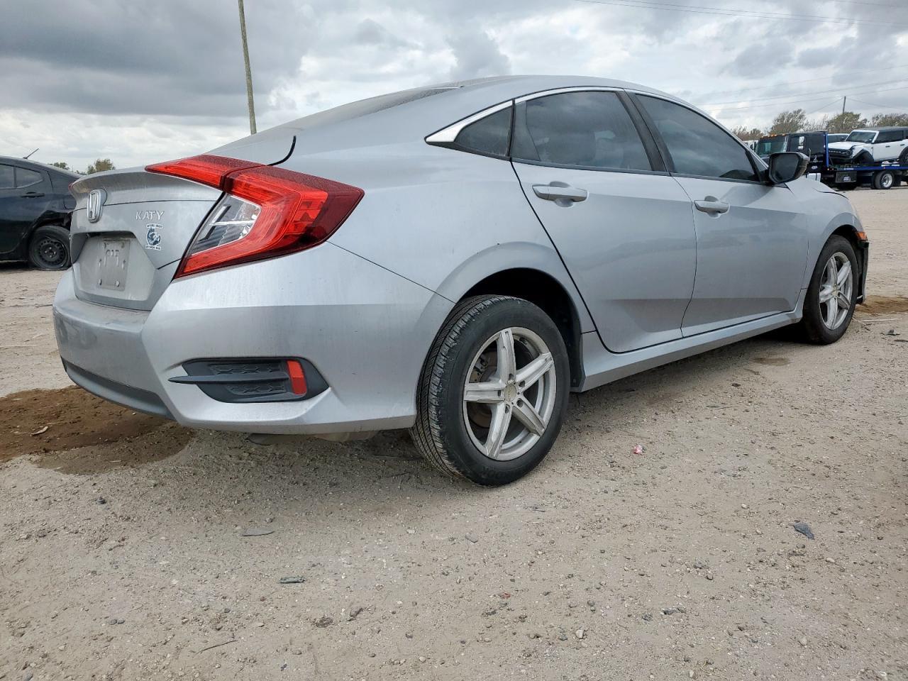 2016 HONDA CIVIC