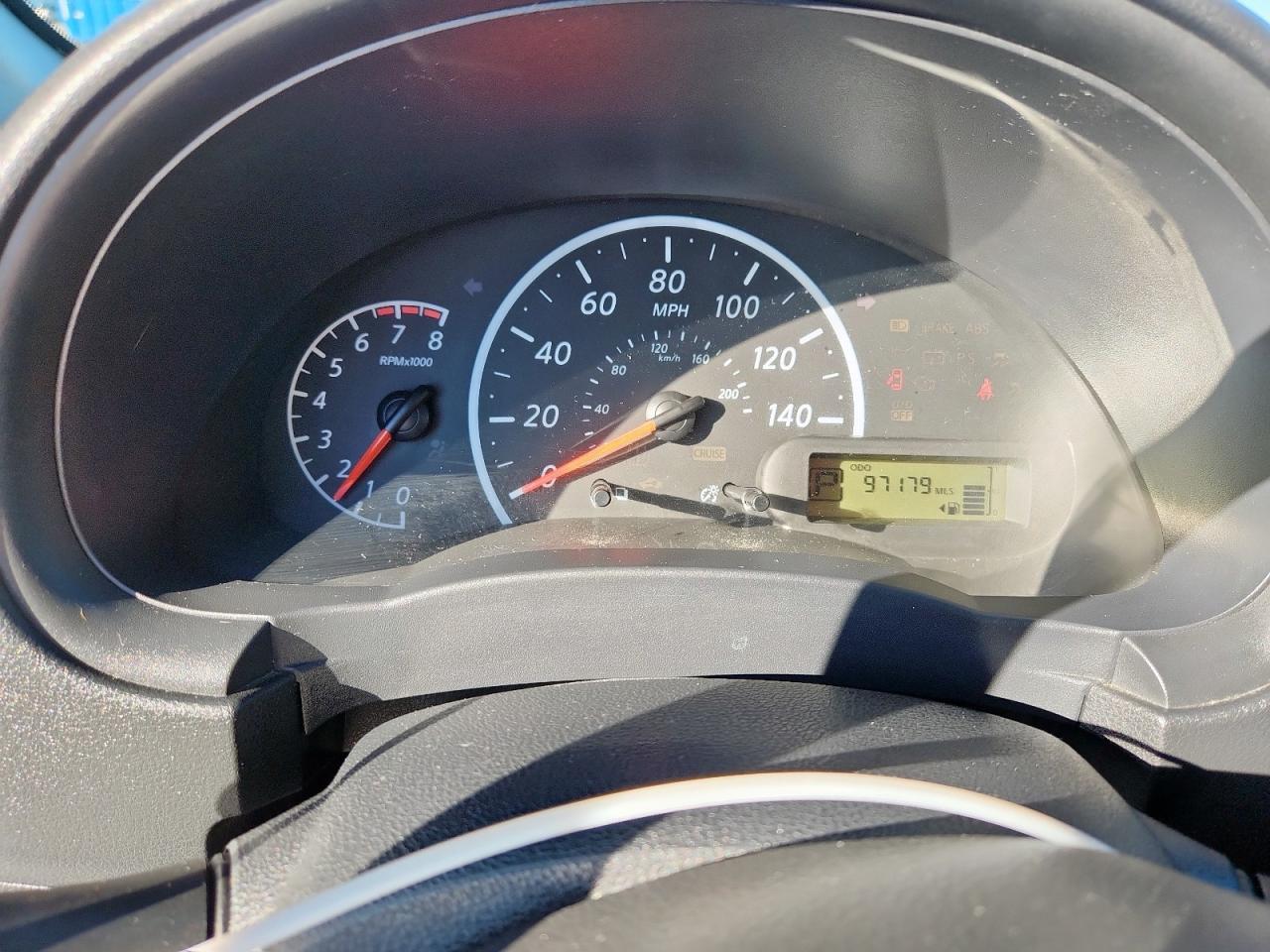 2015 NISSAN VERSA