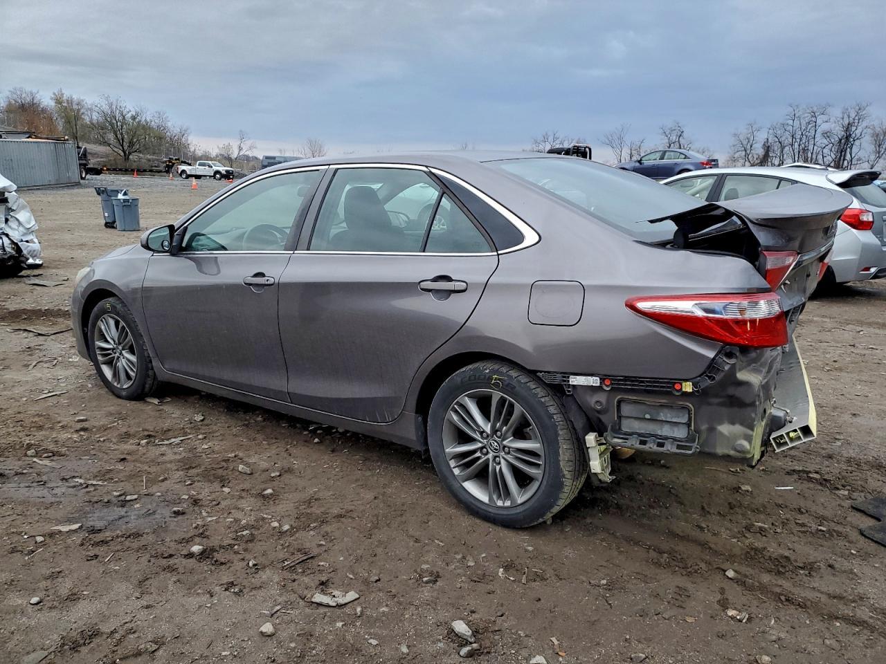 2015 TOYOTA CAMRY
