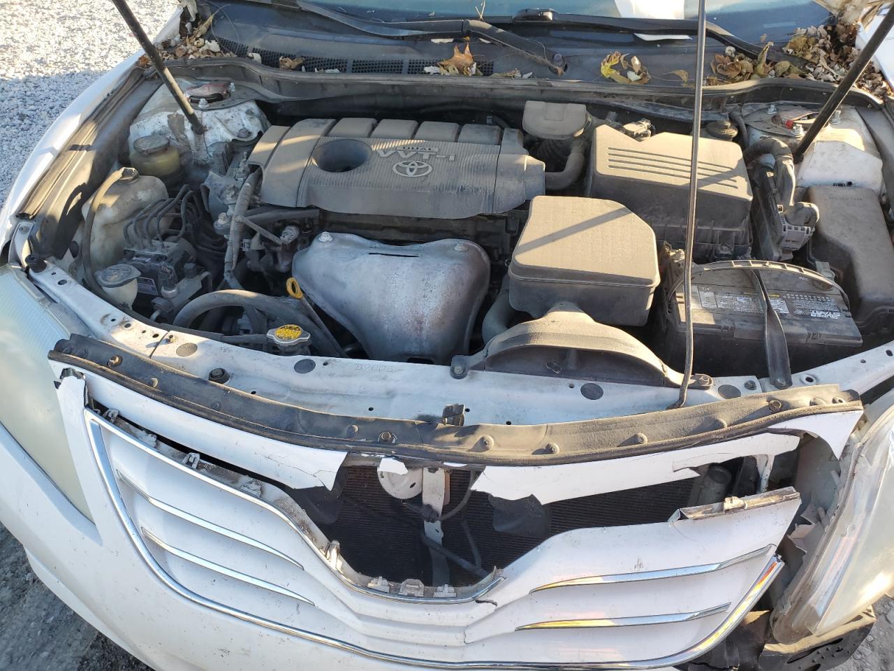 2010 TOYOTA CAMRY