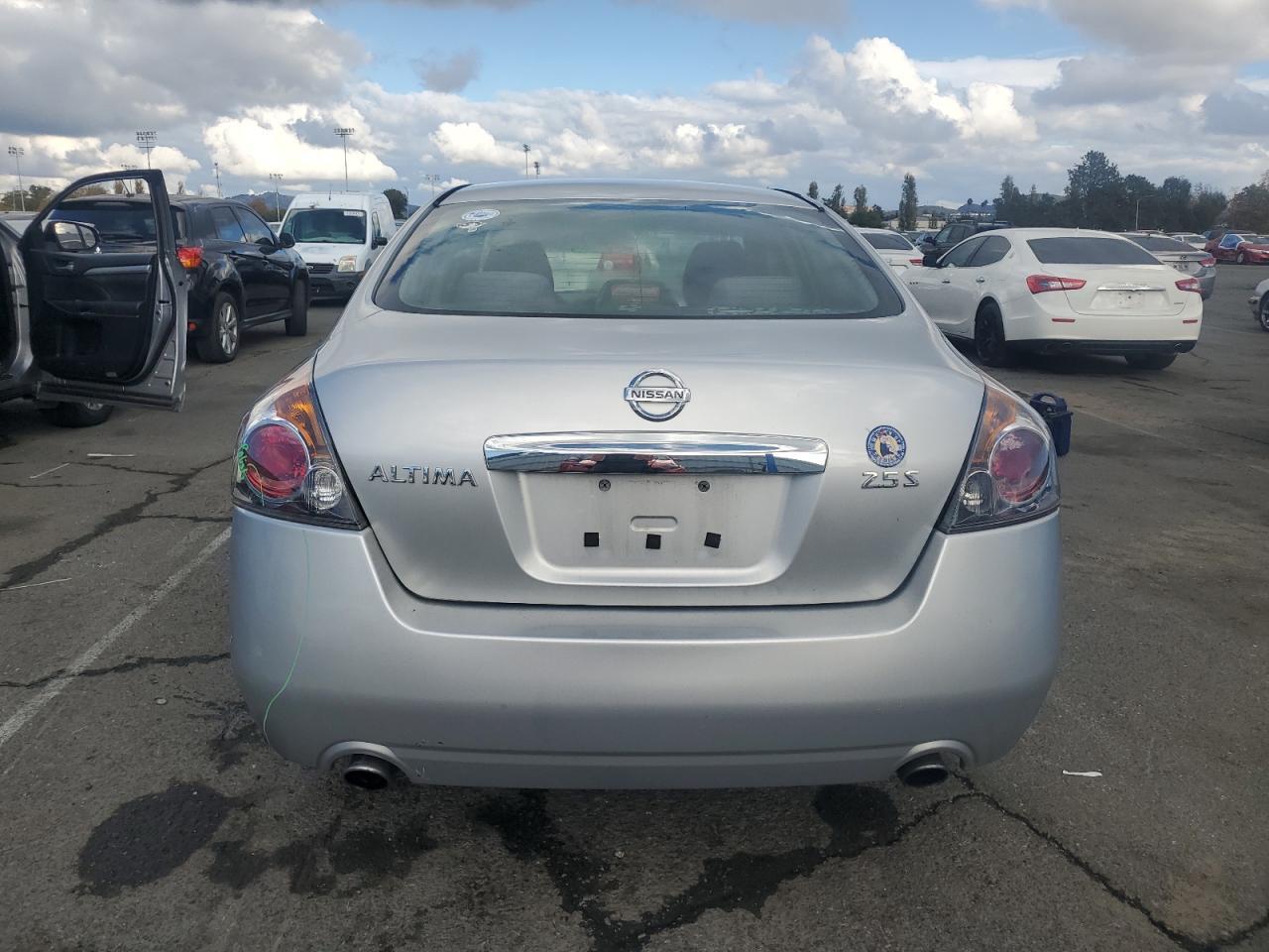 2010 NISSAN ALTIMA