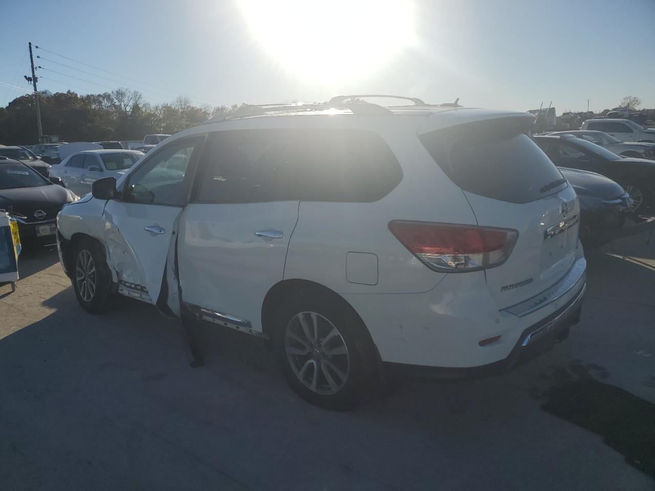 2016 NISSAN PATHFINDER