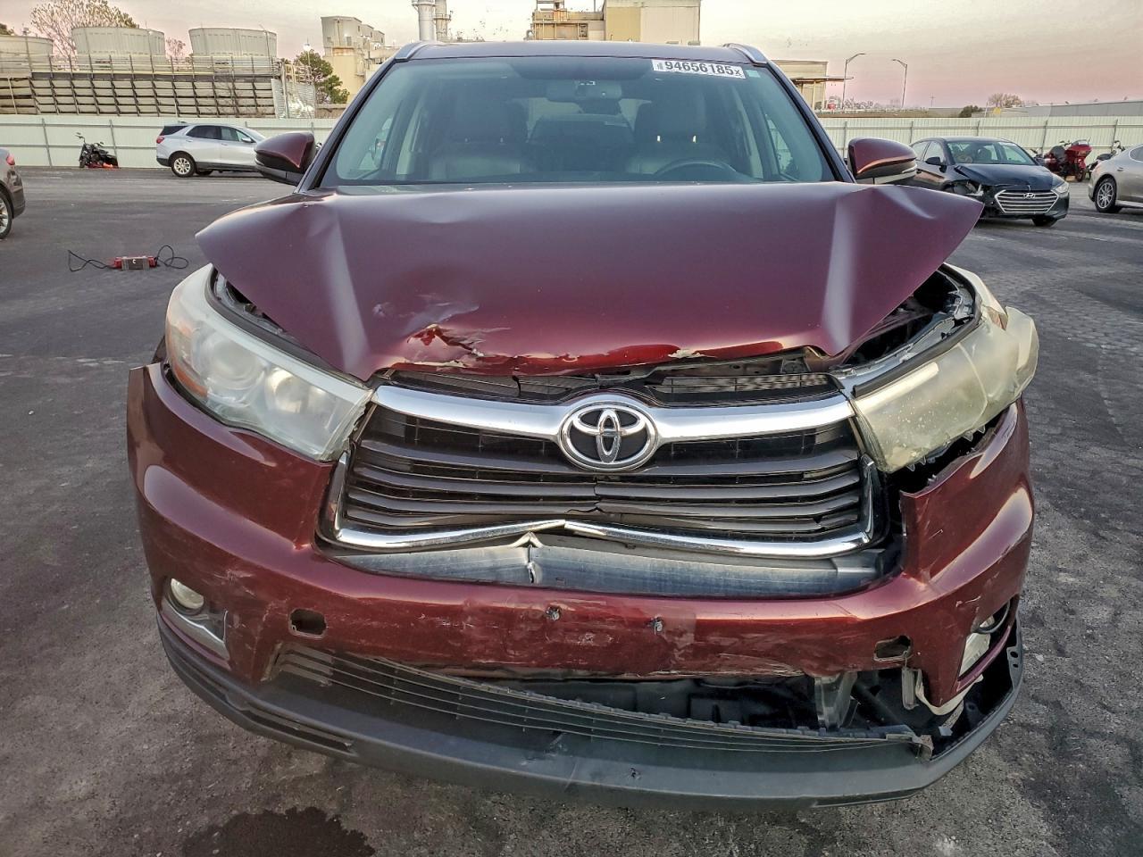 2016 TOYOTA HIGHLANDER