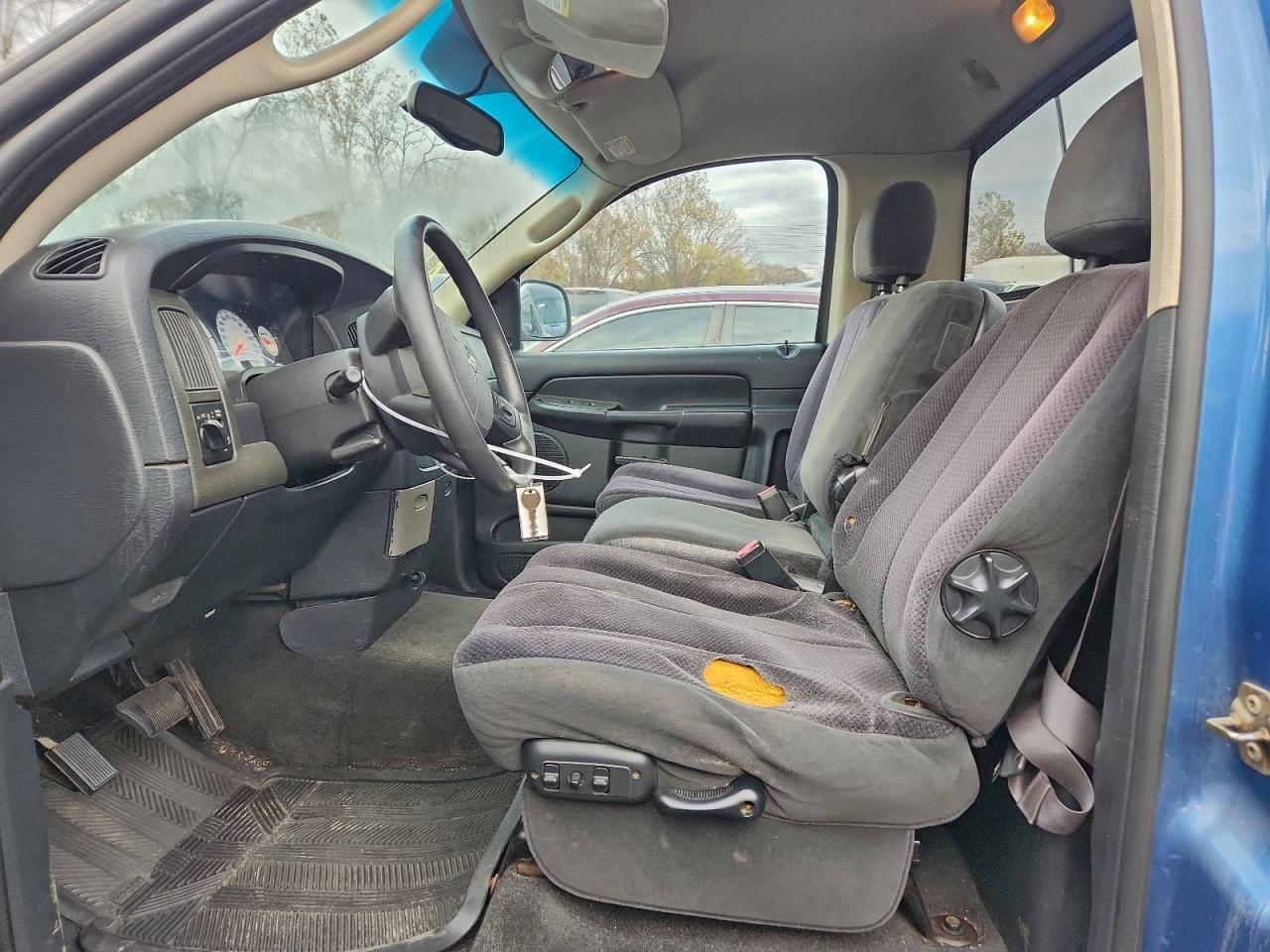 2004 DODGE RAM 1500